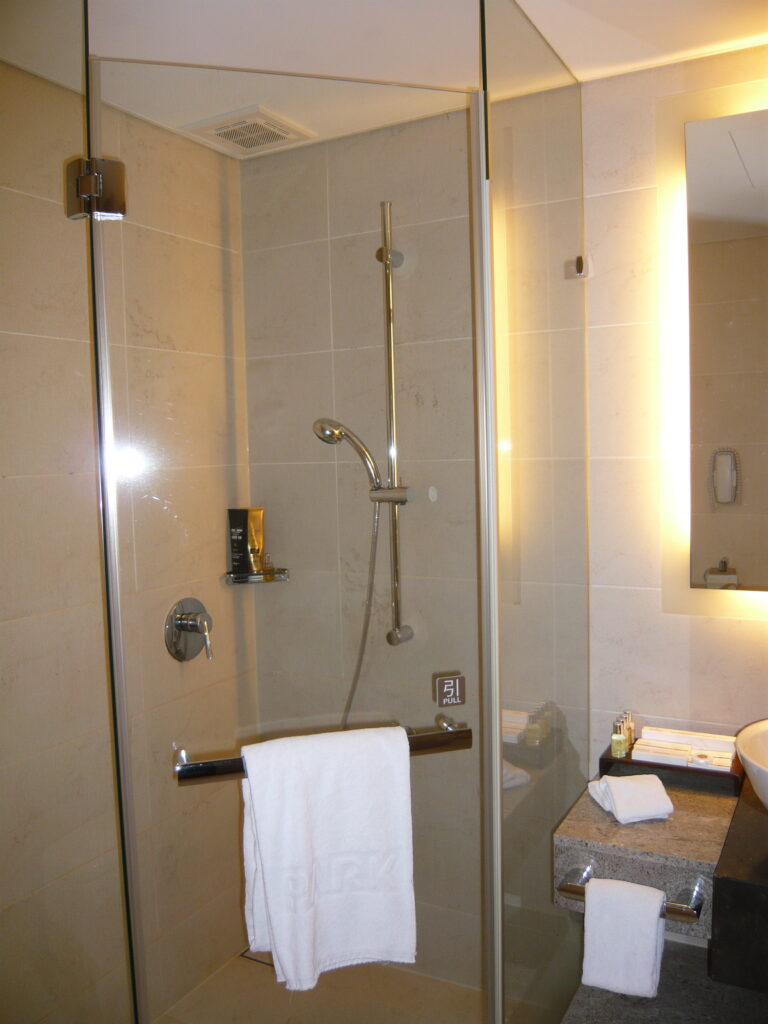 パーク台北ホテルのシャワールーム